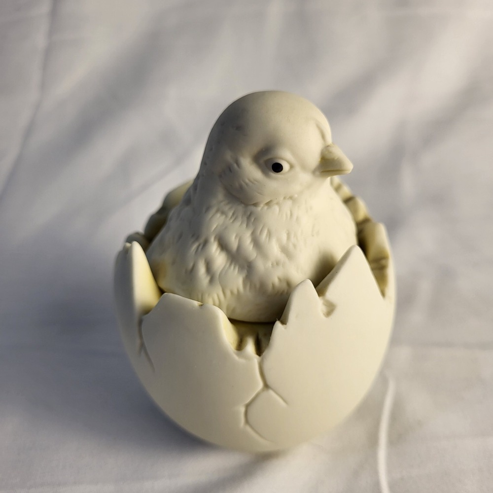 Vintage Dept 56 Hatching Chick Egg Lid EASTER Spring Decor